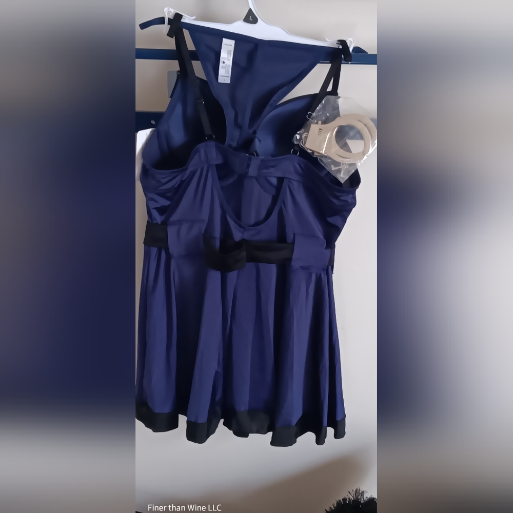 Sexy Cop Blue Lingerie Costume with badge, handcuffs, and thongs Women's Size L - Picture 5 of 5
